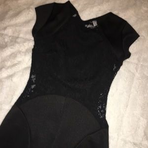 lace back black dress